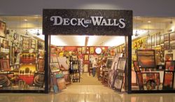 Deck The Walls storefront picture